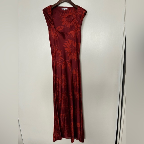 Reformation Red Satin Floral Scoop-Neck Midi Dress - Picture 4 of 6